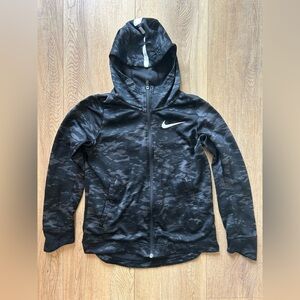 NWOT** Nike Youth Therma Fit Zip-up Print Fleece Lined jacket hoodie. Size YL.